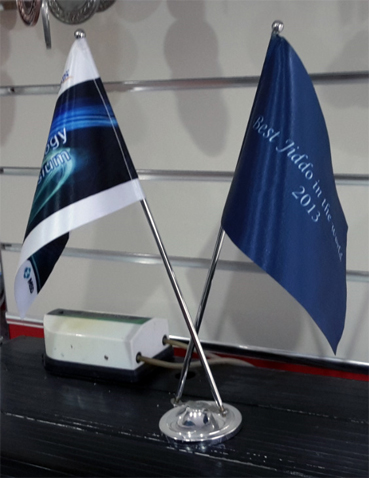 desktop flag in dubai